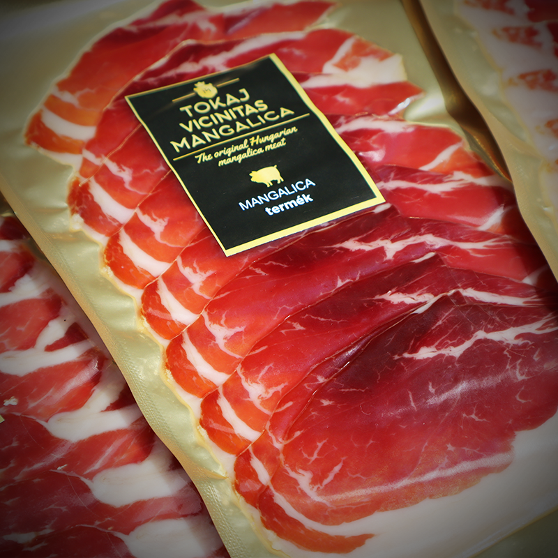 érlelt mangalica sonka szeletelt