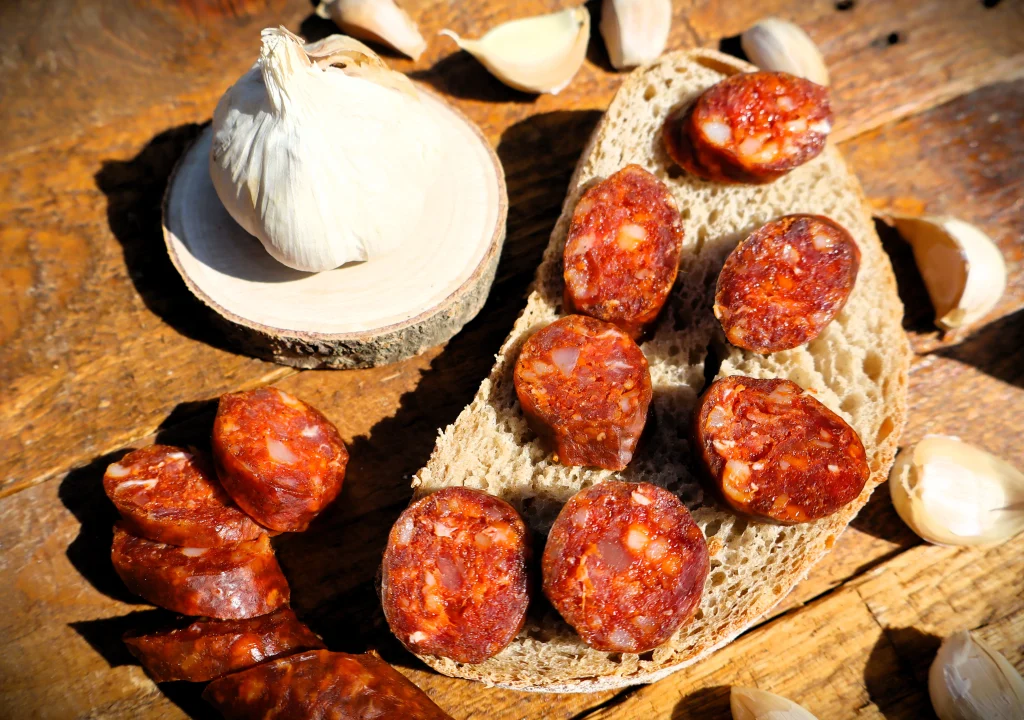 fokhagymás mangalica kolbász